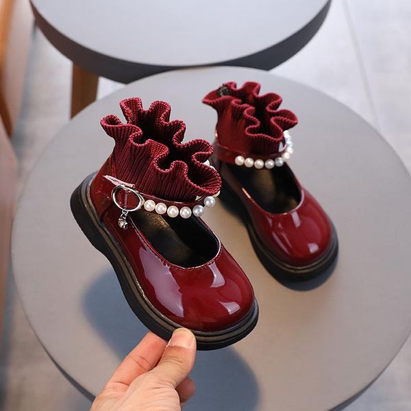 flat shoes princess baby girl children leather toddler mary janes pearl design kids moccasins non-slip zapatos party dress red, Black;grey
flat shoes princess baby girl children leather toddler mary janes pearl design kids moccasins non-slip zapatos party dress red, Black;grey