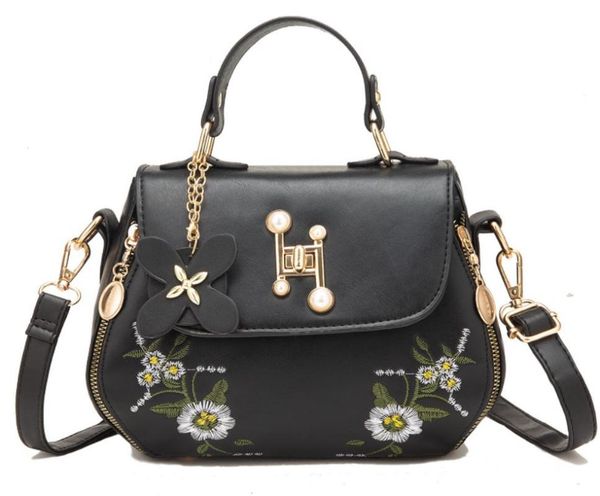 ins women's bag embrodiery female literary single-shoulder minority design cross-body trend sling bolsos cross body
ins women's bag embrodiery female literary single-shoulder minority design cross-body trend sling bolsos cross body