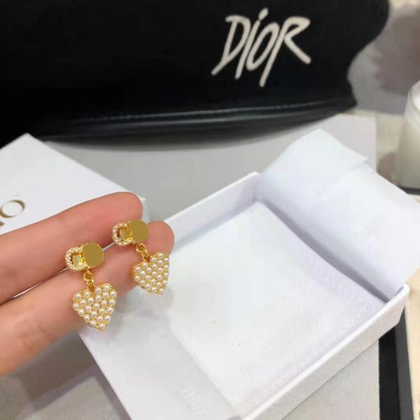 design jewelry new xintao pearl female letter temperament s925 silver needle anti allergy earrings 2jla, Golden
design jewelry new xintao pearl female letter temperament s925 silver needle anti allergy earrings 2jla, Golden