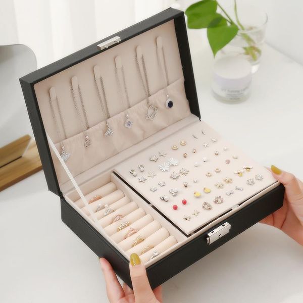 jewelry pouches, bags design box organizer earrings rings necklace storage case women girls gift boxes with lock, Pink;blue
jewelry pouches, bags design box organizer earrings rings necklace storage case women girls gift boxes with lock, Pink;blue