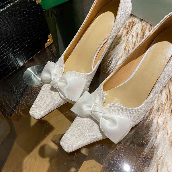 sophitina wedding shoes pumps for women white silk butterfly-knot square toe elegant sweet high heel fashion shoes pb27 210513, Black
sophitina wedding shoes pumps for women white silk butterfly-knot square toe elegant sweet high heel fashion shoes pb27 210513, Black
