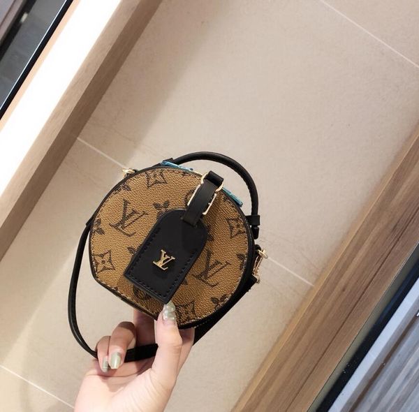 7A Highest Quality Fashion Women's Evening Coin Purse Embossed Classic Clutch Wallet Designers Bag Box Dustbags handbags with tags hand, Red;black
7A Highest Quality Fashion Women's Evening Coin Purse Embossed Classic Clutch Wallet Designers Bag Box Dustbags handbags with tags hand, Red;black