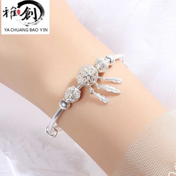 light xury goods catch dream online sier bracelet women's solid young style send friends red jewelry, Golden;silver
light xury goods catch dream online sier bracelet women's solid young style send friends red jewelry, Golden;silver