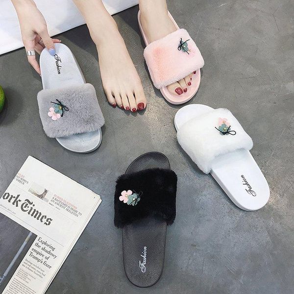 slippers fluff applique female winter 2021 fashion indoor home flat non-slip women, Black
slippers fluff applique female winter 2021 fashion indoor home flat non-slip women, Black
