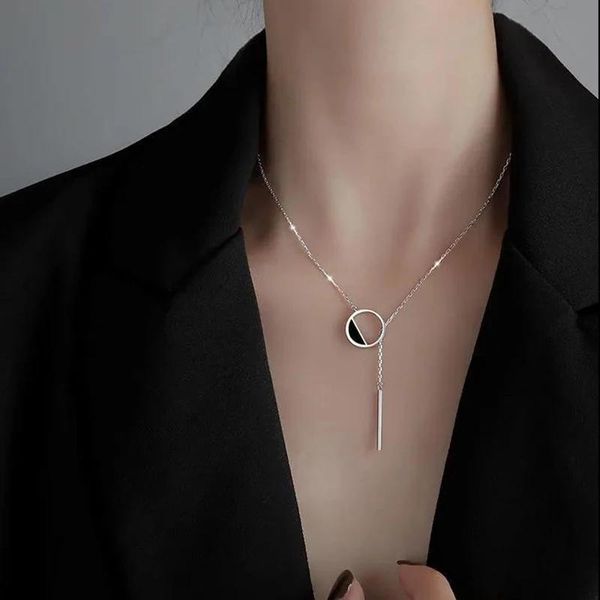 chokers 2021 925 sterling silver necklace shiny and exquisiteround rectangle choker birthday gift for women fashion jewelry, Golden;silver
chokers 2021 925 sterling silver necklace shiny and exquisiteround rectangle choker birthday gift for women fashion jewelry, Golden;silver