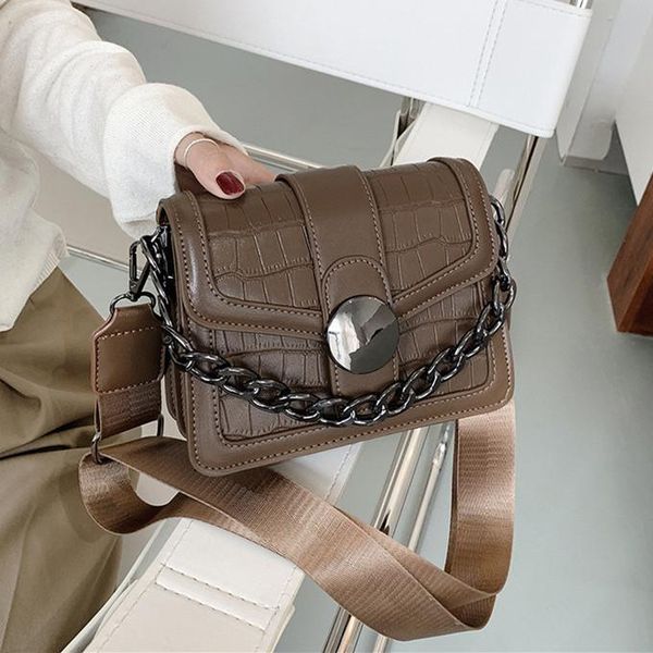 shoulder bags fashion crocodile women bag small pu leather broad strap female messenger 2021 chain flap for ladies handbag 
shoulder bags fashion crocodile women bag small pu leather broad strap female messenger 2021 chain flap for ladies handbag