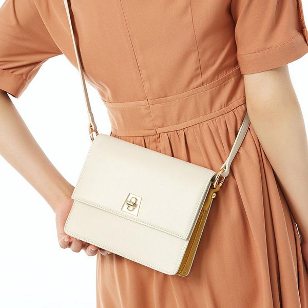 evening bags 2021 fashion cowhide clamshell lock simple shoulder messenger small square bag purses and handbags luxury designer sac luxe
evening bags 2021 fashion cowhide clamshell lock simple shoulder messenger small square bag purses and handbags luxury designer sac luxe