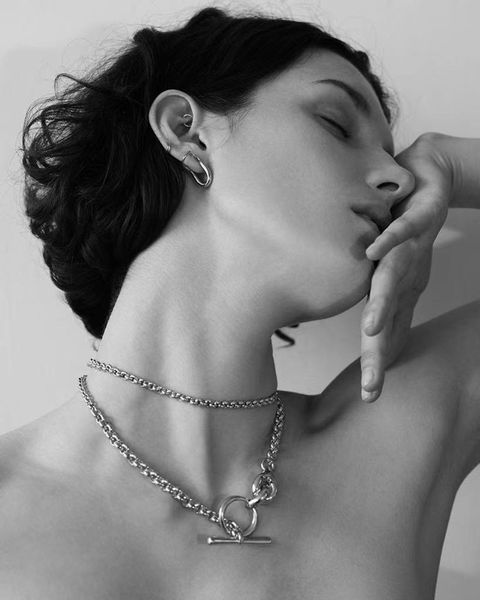 style ot buckle necklace gold and silver contrast color splicing double-layer overlapping winding clavicle chain bracelet female
style ot buckle necklace gold and silver contrast color splicing double-layer overlapping winding clavicle chain bracelet female