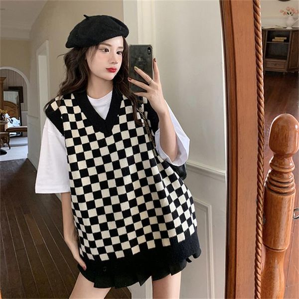 women's vests fashion women sweater vest autumn 2021 korean style vintage plaid v neck sleeveless pullovers knitted woman sweaters, Black;white
women's vests fashion women sweater vest autumn 2021 korean style vintage plaid v neck sleeveless pullovers knitted woman sweaters, Black;white