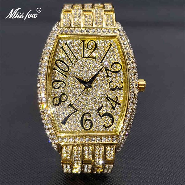 missfox luxury gold big watch for men ice out tonneau dial full diamond quartz watches stylish accessories for man wholesale, Slivery;brown
missfox luxury gold big watch for men ice out tonneau dial full diamond quartz watches stylish accessories for man wholesale, Slivery;brown