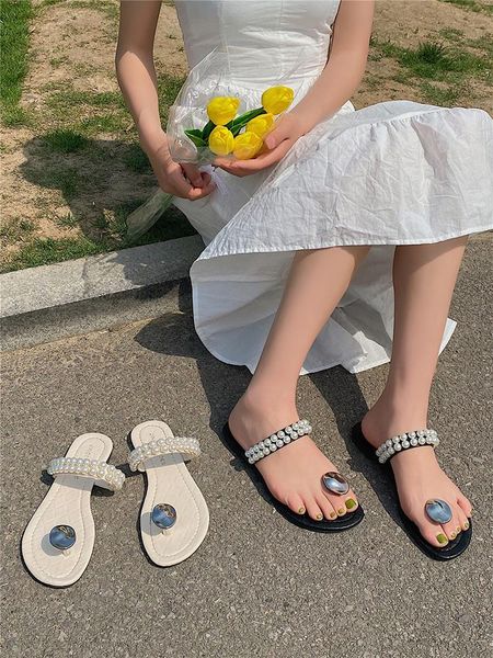 slippers ladies summer fashion roman style solid color pearl flat bottom light and comfortable flip-flops. blx5, Black
slippers ladies summer fashion roman style solid color pearl flat bottom light and comfortable flip-flops. blx5, Black