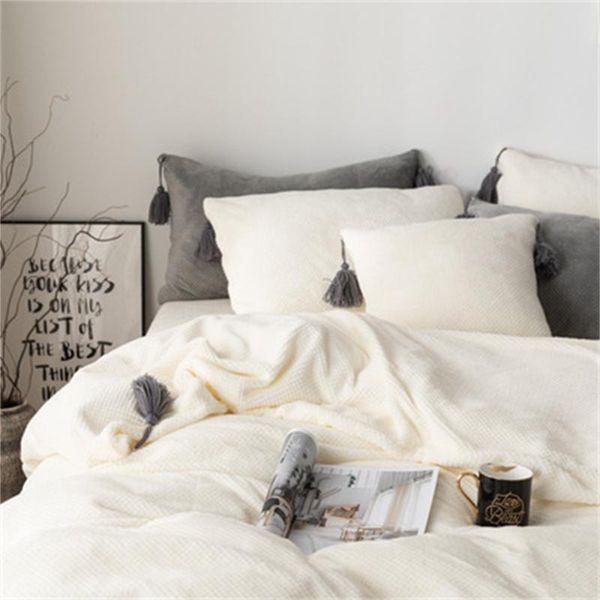 bedding sets waffle velvet 4pcs thick coral fleece double-sided warm flannel duvet cover fitted sheet pillowcases flat
bedding sets waffle velvet 4pcs thick coral fleece double-sided warm flannel duvet cover fitted sheet pillowcases flat