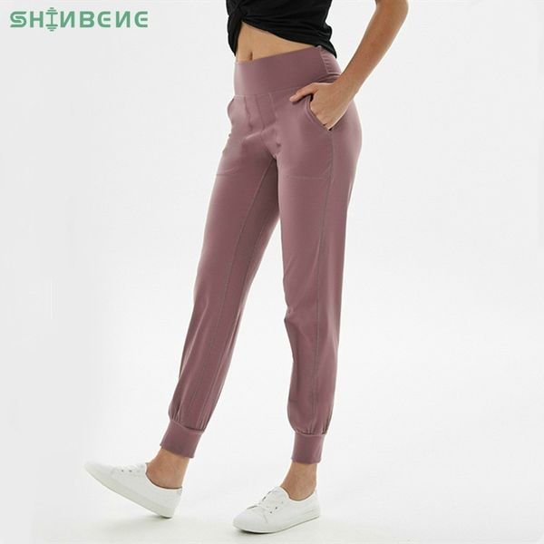 shinbene high waist squatproof fitness joggers yoga pants women stretchy running workout sport trousers with two side pocket, Black;white
shinbene high waist squatproof fitness joggers yoga pants women stretchy running workout sport trousers with two side pocket, Black;white
