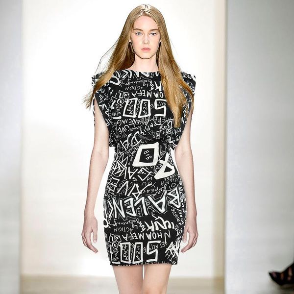 casual dresses round neck sleeveless shoulder shrug high waist waistband hip print fashion chiffon dress summer 2021, Black;gray
casual dresses round neck sleeveless shoulder shrug high waist waistband hip print fashion chiffon dress summer 2021, Black;gray