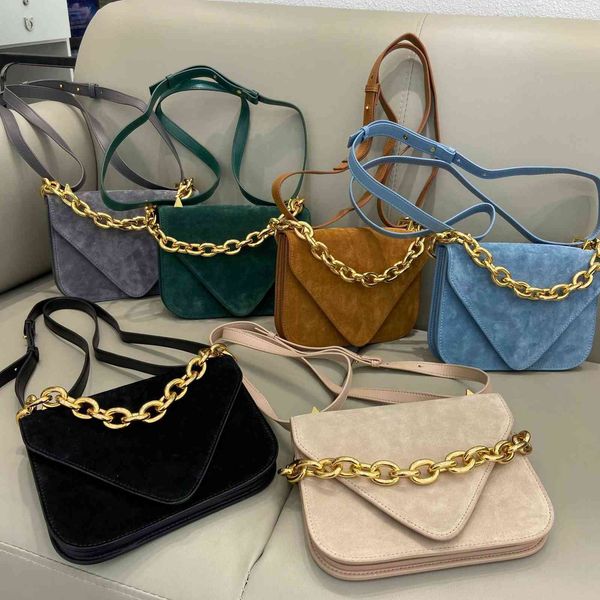 simple small bag 2021 summer frosted two-layer cow leather single shoulder menger bag chain portable square
simple small bag 2021 summer frosted two-layer cow leather single shoulder menger bag chain portable square