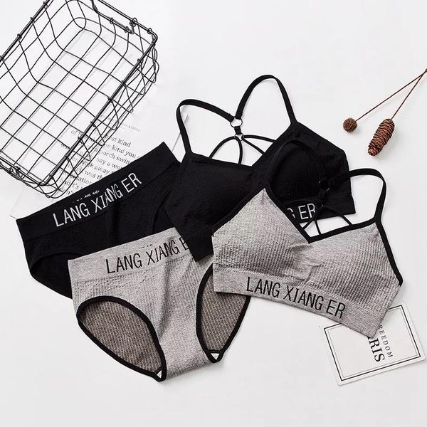 bras sets 2021 black grey bra women seamless letter bralette set wireless padded breathable underwear lingerie, Red;black
bras sets 2021 black grey bra women seamless letter bralette set wireless padded breathable underwear lingerie, Red;black