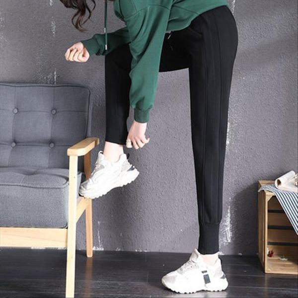 casual sports running versatile show womens pants thin legs long necked low waist, Black;white
casual sports running versatile show womens pants thin legs long necked low waist, Black;white