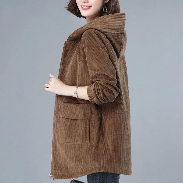 women's jackets corduroy windbreaker women outerwear spring autumn middle-aged mother coat female overcoat lady jacket plus size, Black;brown
women's jackets corduroy windbreaker women outerwear spring autumn middle-aged mother coat female overcoat lady jacket plus size, Black;brown