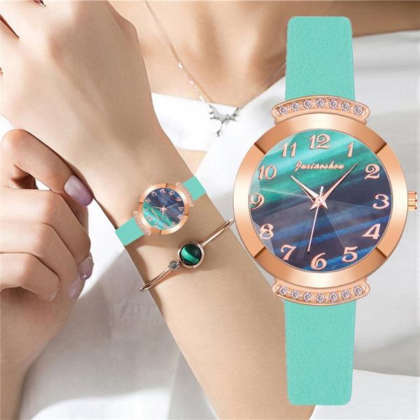wristwatches women fashion quartz watch green dial luxury arabic numbers watches simple leather ladies relogio feminino, Slivery;brown
wristwatches women fashion quartz watch green dial luxury arabic numbers watches simple leather ladies relogio feminino, Slivery;brown