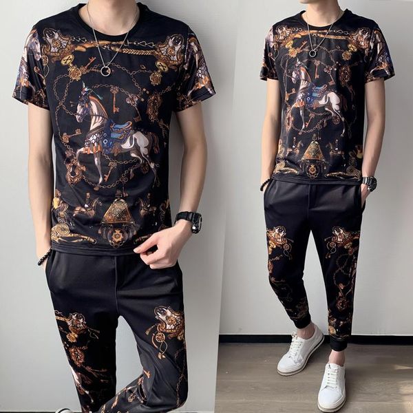 men's tracksuits men 2021summer 2 piece set short sleeve pants sports suit streetwear social jogger casual clothes, Gray
men's tracksuits men 2021summer 2 piece set short sleeve pants sports suit streetwear social jogger casual clothes, Gray