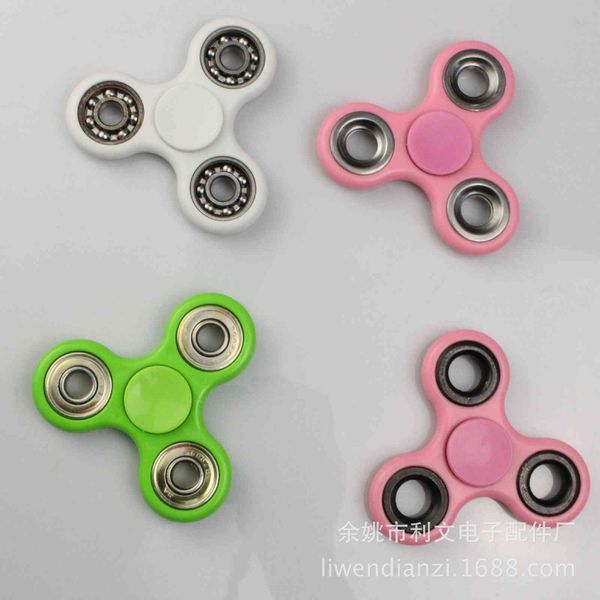 fingertip popular decompression toy creative three leaf rotary between fingers