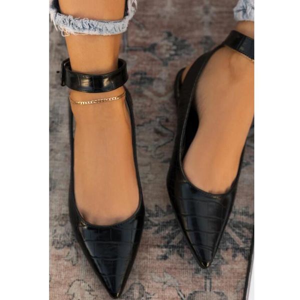 sandals fashion autumn women's solid color pointed buckle shoes flat outdoor casual plus size 41, Black
sandals fashion autumn women's solid color pointed buckle shoes flat outdoor casual plus size 41, Black