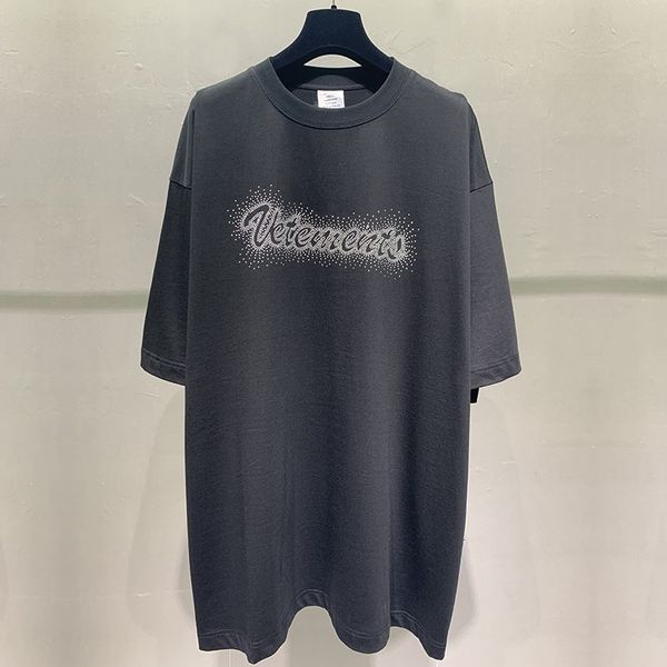 2021 new flash drilling t-shirts men women summer oversize vtm tee bling embroidery vetements t shirt 3mou, White;black
2021 new flash drilling t-shirts men women summer oversize vtm tee bling embroidery vetements t shirt 3mou, White;black