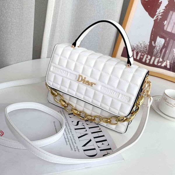 luxury handbags 2021 spring summer new simple and fashionable small square oblique span single shoulder bag women's chain
luxury handbags 2021 spring summer new simple and fashionable small square oblique span single shoulder bag women's chain