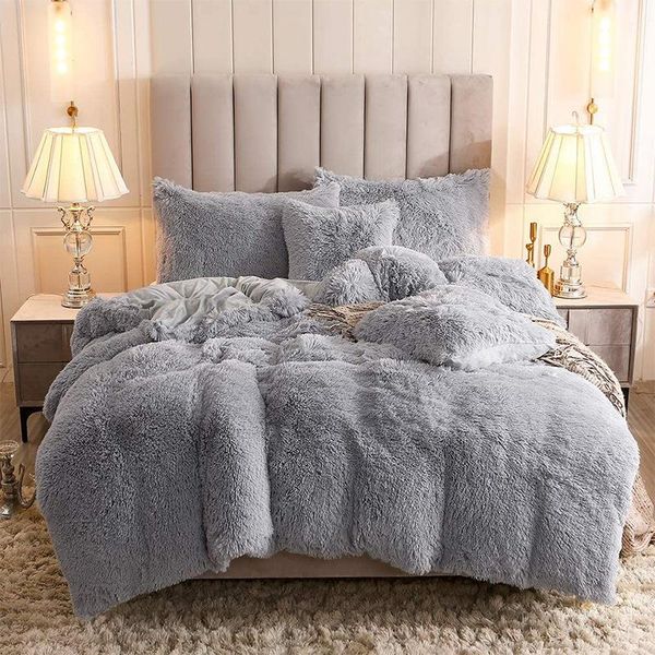 winter warm bedding set velvet pillowcases and quilt cover 3 pcs suit bed king size sets
winter warm bedding set velvet pillowcases and quilt cover 3 pcs suit bed king size sets
