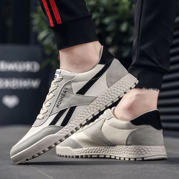 classic womens mens sports trainer running shoes breathable mesh red black white blue green platform runners sneakers size 39-44 code:04-207
classic womens mens sports trainer running shoes breathable mesh red black white blue green platform runners sneakers size 39-44 code:04-207