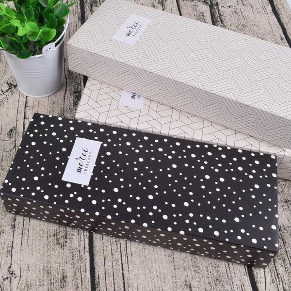 gift wrap 50pcs paper box drawer party favors candy wedding packaging dot line small present kraft cardboard chocolate boxes
gift wrap 50pcs paper box drawer party favors candy wedding packaging dot line small present kraft cardboard chocolate boxes