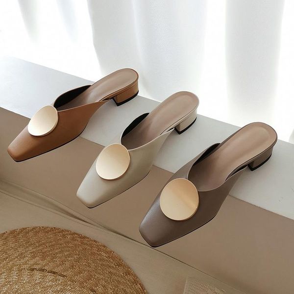 female shoes low rivet cover toe med ladies' slippers mules for women 2021 hoof heels slides fabric pu rubber scandals basi, Black
female shoes low rivet cover toe med ladies' slippers mules for women 2021 hoof heels slides fabric pu rubber scandals basi, Black