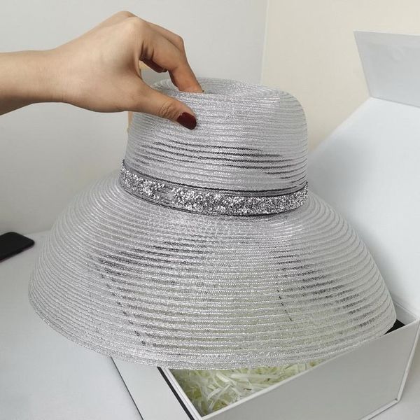 wide brim hats summer cool and breathable straw hat with large brim, female net, red light hood, silver wire, rhinestone, retro sunshade, Blue;gray
wide brim hats summer cool and breathable straw hat with large brim, female net, red light hood, silver wire, rhinestone, retro sunshade, Blue;gray