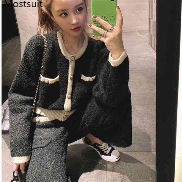 winter loop yarn vintage women 2 piece sets short cardigan + pants skirt suits elegant fashion ladies 2 pcs set white black 210513
winter loop yarn vintage women 2 piece sets short cardigan + pants skirt suits elegant fashion ladies 2 pcs set white black 210513