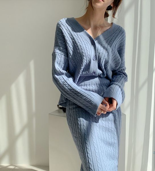 two piece dress women's two-piece knitted , fashionable sweater, long sleeve suit with button, solid color skirt., White
two piece dress women's two-piece knitted , fashionable sweater, long sleeve suit with button, solid color skirt., White