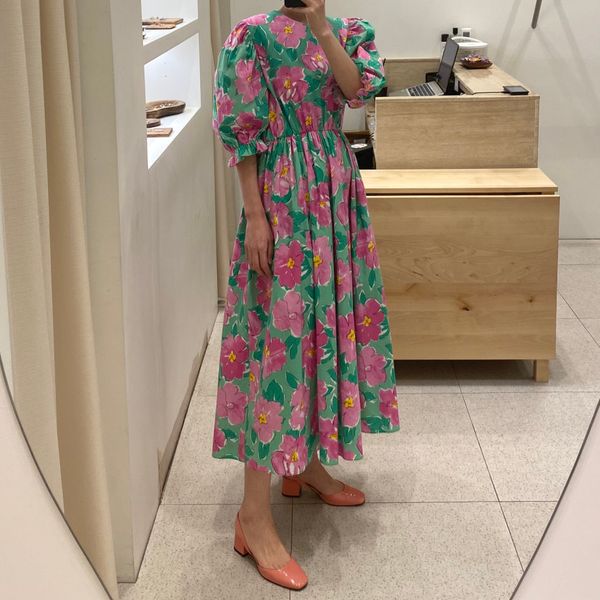 summer women vintage loose dress korean clothes puff sleeve round neck oil painting flower elastic waist kawaii boho 210514, Black;gray
summer women vintage loose dress korean clothes puff sleeve round neck oil painting flower elastic waist kawaii boho 210514, Black;gray