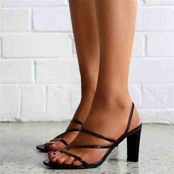 kukularge size women's 2021 summer thick heel square head snap band fashion high-heeled sandals
kukularge size women's 2021 summer thick heel square head snap band fashion high-heeled sandals