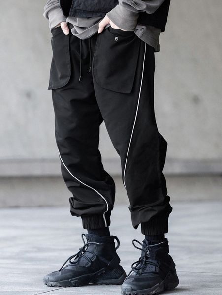 men contrast piping drawstring waist pants m41a#, Black 
men contrast piping drawstring waist pants m41a#, Black