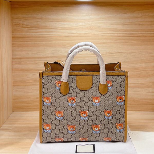 large capacity package tote bags handbags fashion patchwork color letter pattern printing genuine leather interior zipper gold hardware
large capacity package tote bags handbags fashion patchwork color letter pattern printing genuine leather interior zipper gold hardware