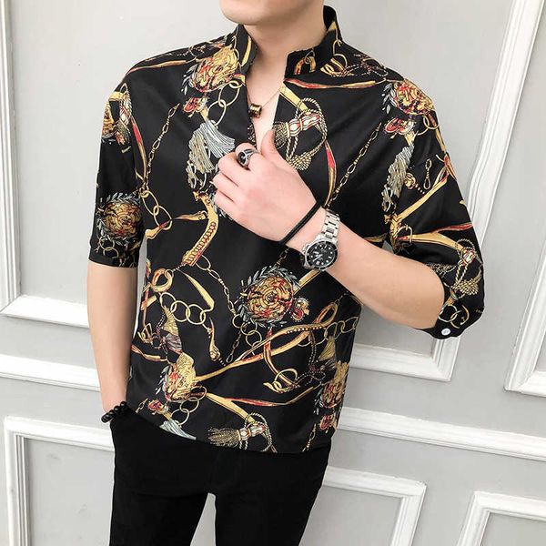 golden print men shirt casual loose half sleeve dress shirts retro luxury male streetwear social shirt camisa masculina 210527, White;black
golden print men shirt casual loose half sleeve dress shirts retro luxury male streetwear social shirt camisa masculina 210527, White;black