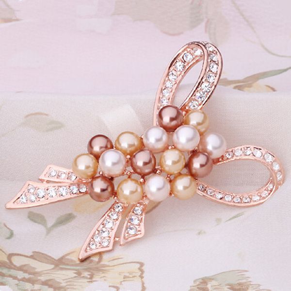 design jewelry fashion pearl bow high-grade diamond brooch clothing accessories, Black
design jewelry fashion pearl bow high-grade diamond brooch clothing accessories, Black