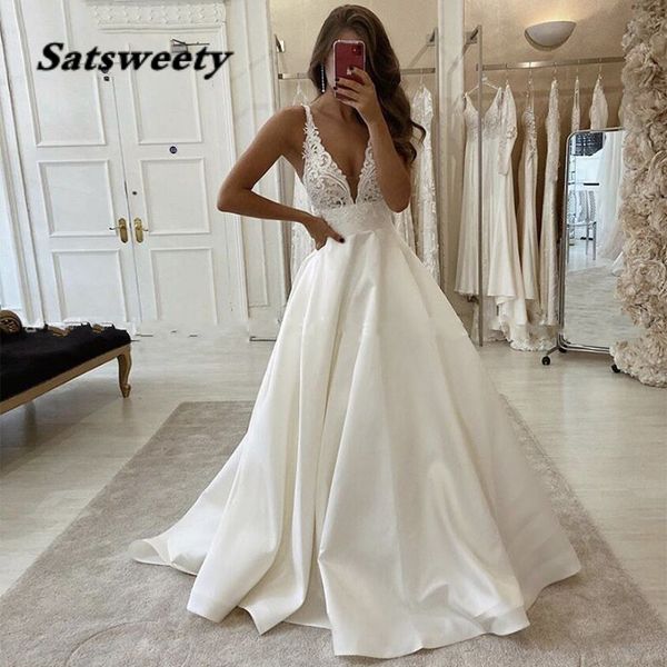 summer beach wedding dress 2022 speghetti straps deep v-neck bride dresses sweep train vestidos de noiva hot, White
summer beach wedding dress 2022 speghetti straps deep v-neck bride dresses sweep train vestidos de noiva hot, White