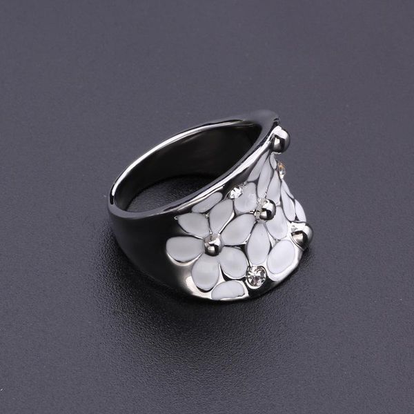 wedding rings classic women's ring enamel white flower floral luxury party engagement jewelry accessories high quality, Slivery;golden
wedding rings classic women's ring enamel white flower floral luxury party engagement jewelry accessories high quality, Slivery;golden