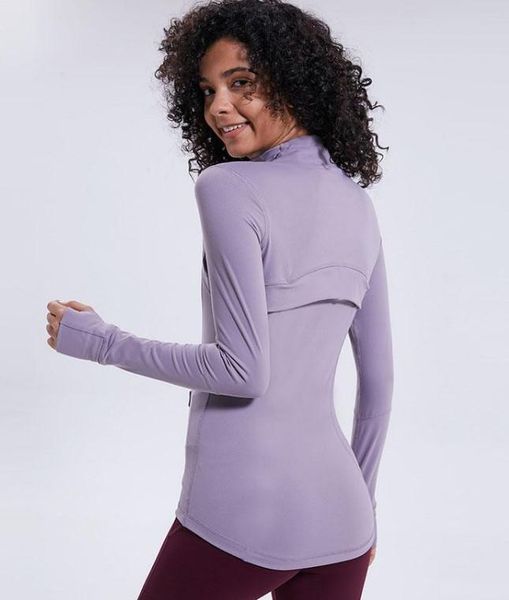 autumn and winter zipper jacket quick-drying yoga clothes long-sleeved thumb hole training running women's slim fitness top, White;red
autumn and winter zipper jacket quick-drying yoga clothes long-sleeved thumb hole training running women's slim fitness top, White;red