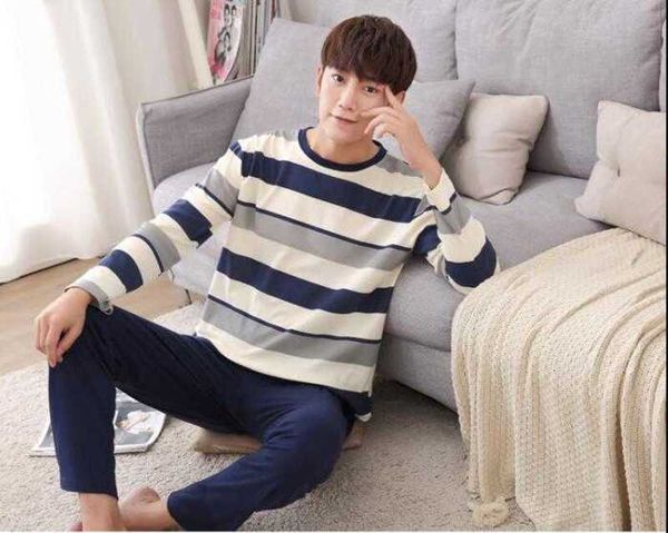 fashion men cloth 100%cotton o-neck blue and white strips coat and blue pant 210928, Black;brown
fashion men cloth 100%cotton o-neck blue and white strips coat and blue pant 210928, Black;brown