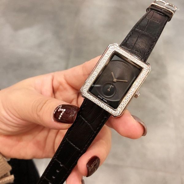 wristwatches brand genuine leather watch luxury classic wrist fashion 37*28mm rectangle quartz wristwatch clock women boyfriend watches1, Slivery;brown
wristwatches brand genuine leather watch luxury classic wrist fashion 37*28mm rectangle quartz wristwatch clock women boyfriend watches1, Slivery;brown