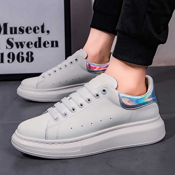 2021 small white sho, board elevated mcqueen women's thick soled muffin rubber versatile fashion student men's sho
2021 small white sho, board elevated mcqueen women's thick soled muffin rubber versatile fashion student men's sho