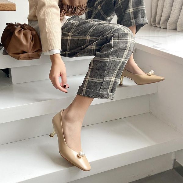 elegant shoes for women pearl decoration genuine leather pumps wedding office lady party shallow woman dress, Black
elegant shoes for women pearl decoration genuine leather pumps wedding office lady party shallow woman dress, Black
