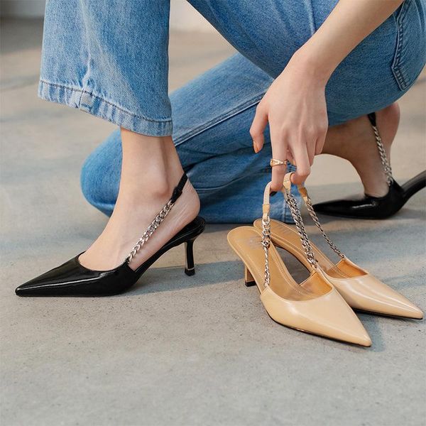 sandals mature temperament, black female high-heeled shoes stiletto heel 2021 fashion pointed sexy
sandals mature temperament, black female high-heeled shoes stiletto heel 2021 fashion pointed sexy