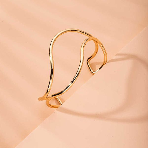 gsold trendy geometric irregular line shaped bracelet simple metal opening adjustable minimalist bracelet for women jewelry q0719, Black
gsold trendy geometric irregular line shaped bracelet simple metal opening adjustable minimalist bracelet for women jewelry q0719, Black